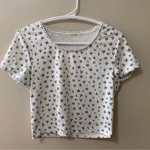 Romwe womens medium crop top floral white feminine cottagecore romantic